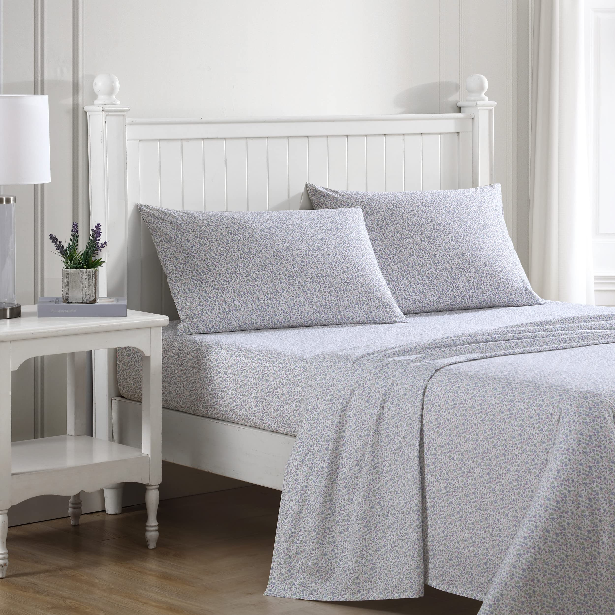 Laura Ashley - Queen Sheet Set, Crisp & Cool Sheets w/a Naturally Smooth Cotton Percale Feel, Deep Pocket, Bed Sheets with Matching Pillowcases & Fitted Sheet (Francesca Blue)