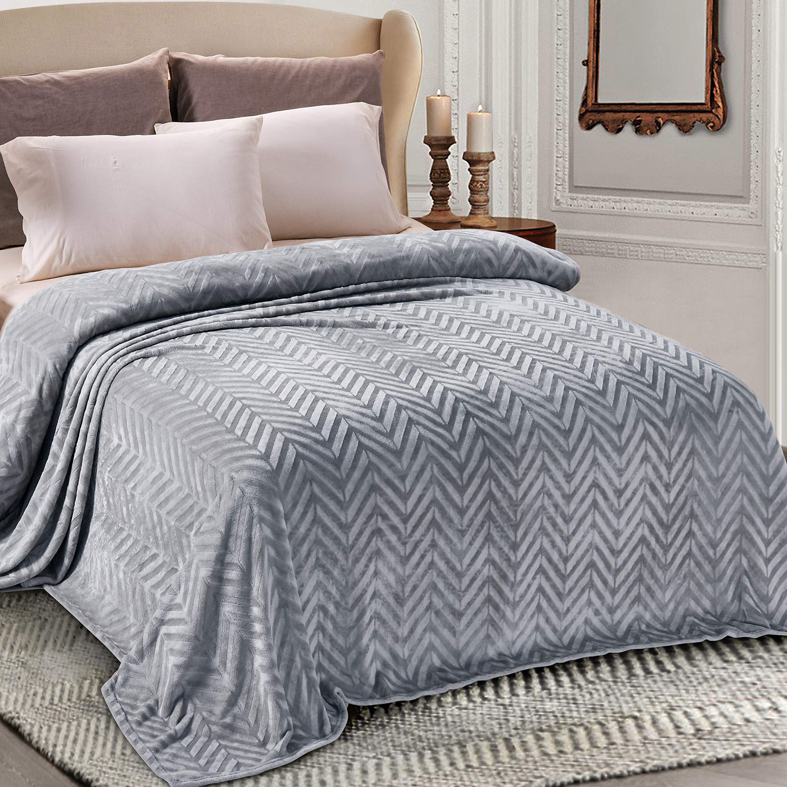 Whale Flotilla Flannel Fleece Throw Blanket for Couch Sofa Bed, Lightweight Breathable Soft Throws Plush Fluffy Chevron Design Decorative Blankets for All Season, 50x60 Inch, Coral