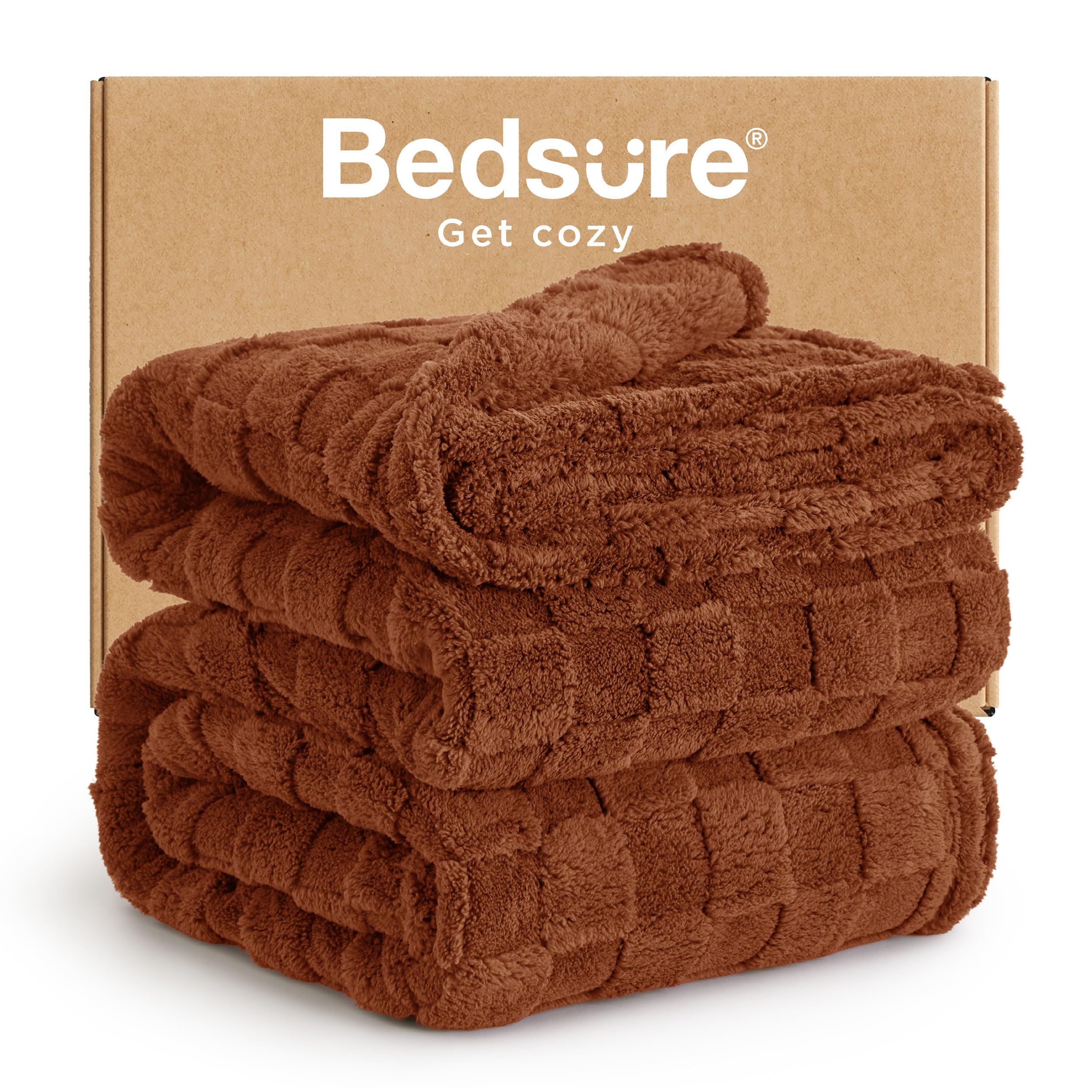 Bedsure GentleSoft Sage Green Throw Blanket for Couch - Checkered Fleece Mothers Gifts Day Blankets, Cute Soft Cozy Spring Summer Throw for Bedroom Home Decor Gifts for Girls, 50x60 Inches