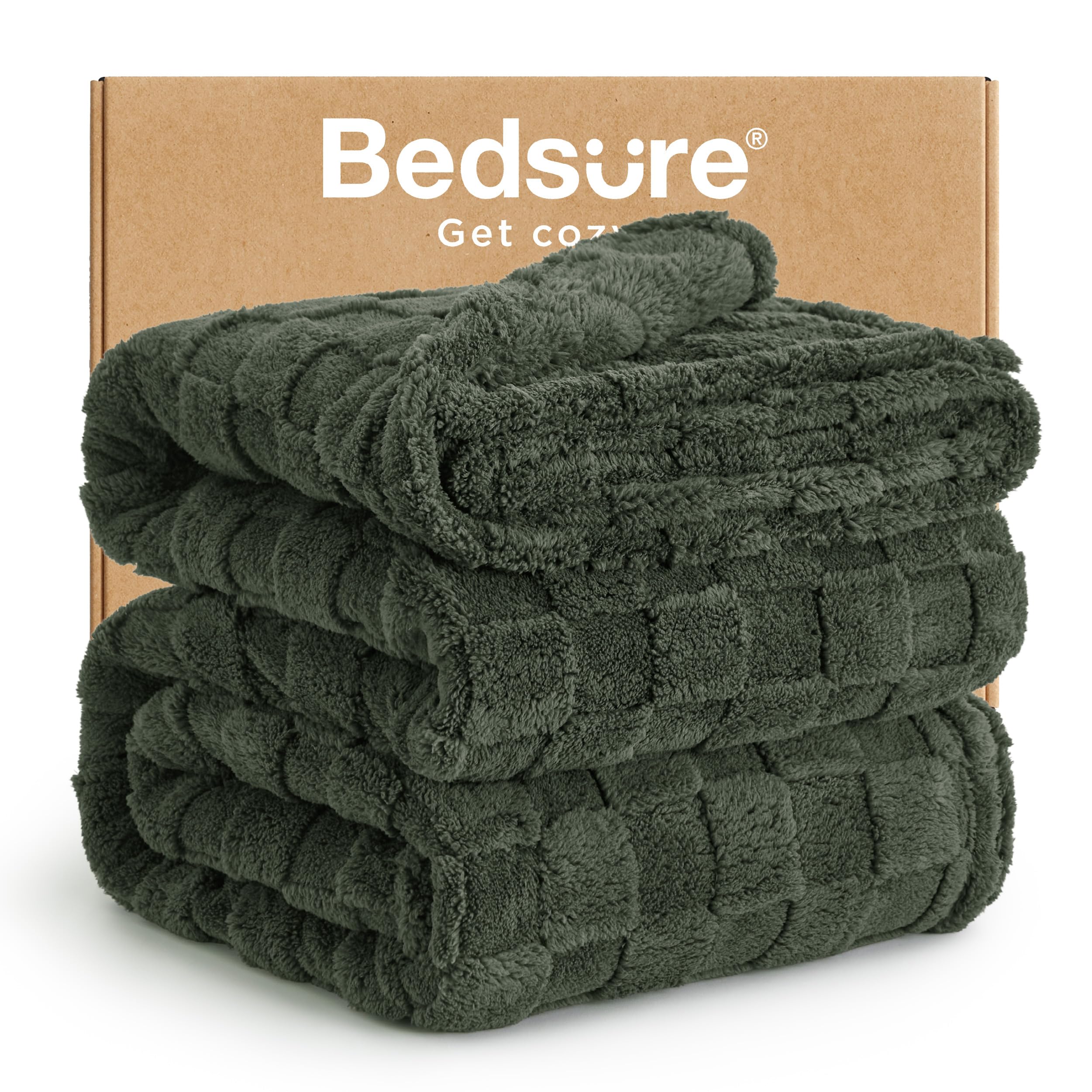 Bedsure GentleSoft Sage Green Throw Blanket for Couch - Checkered Fleece Mothers Gifts Day Blankets, Cute Soft Cozy Spring Summer Throw for Bedroom Home Decor Gifts for Girls, 50x60 Inches