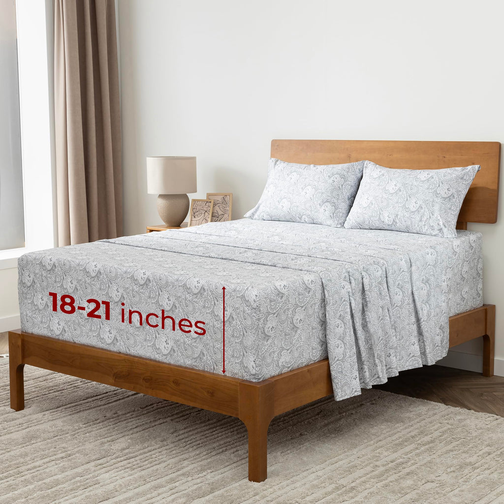Mellanni Queen Sheets Set - 4 PC Iconic Collection Bedding - Hotel Luxury, Extra Soft, Cooling Bed Sheets - Wrinkle, Fade, Stain Resistant (Queen, White)