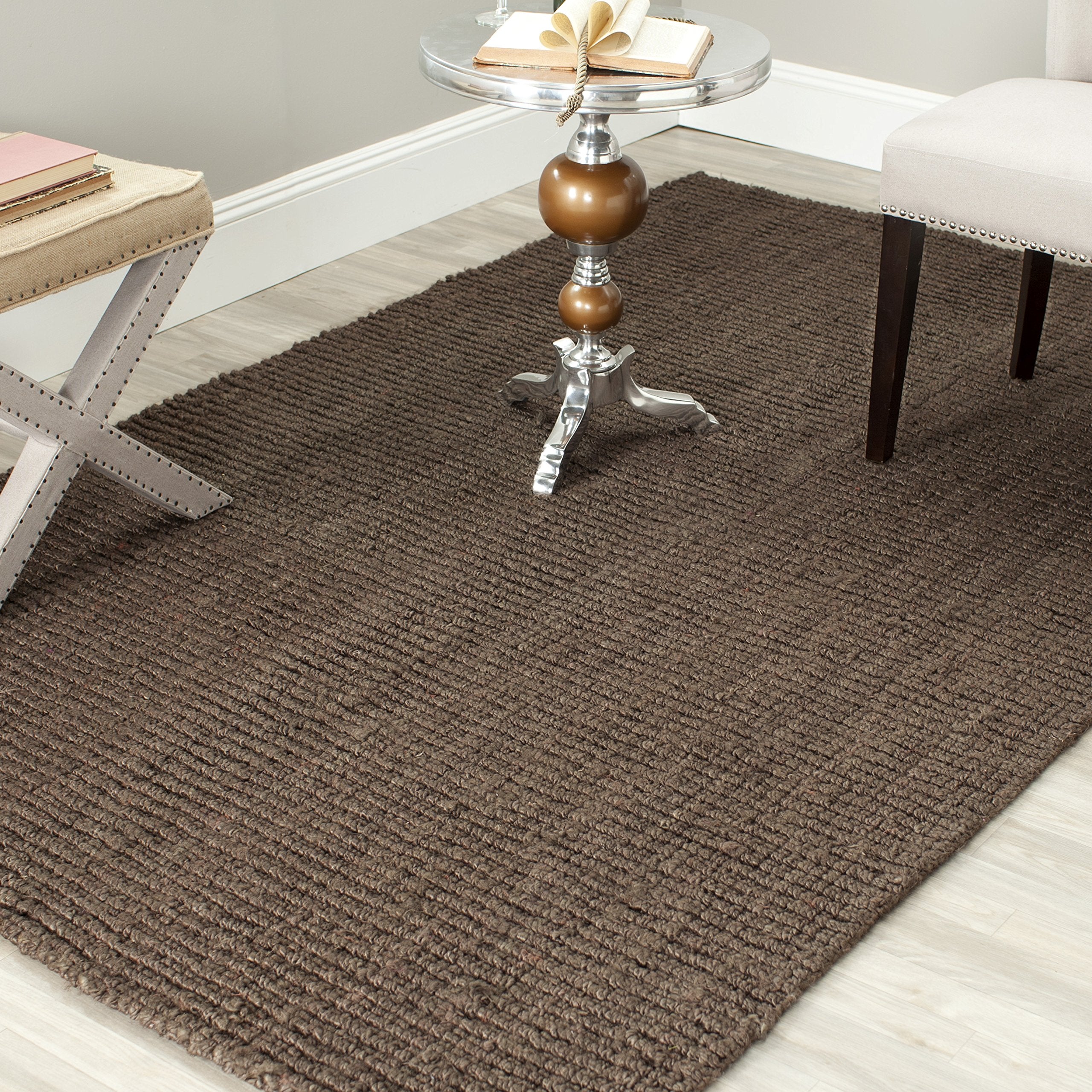 SAFAVIEH Natural Fiber Collection Runner Rug - 2'6" x 6', Natural Brown, Handmade Jute, Farmhouse Style, Chunky Textured Thick Pile (NF447A)